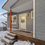 Helmi By Interhome